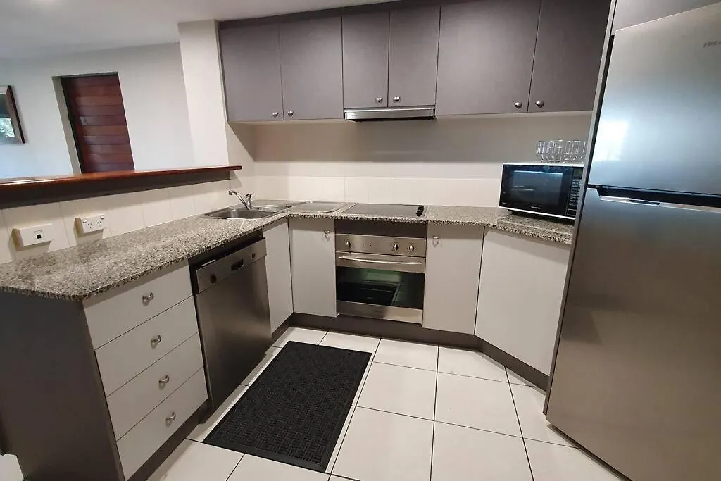 Apartment On Grafton Cairns